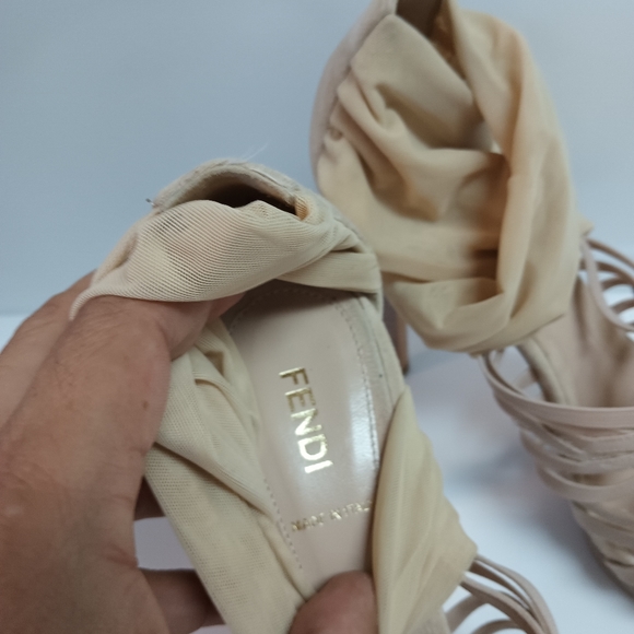 FENDI STRAPPY SANDALS - Picture 5 of 17